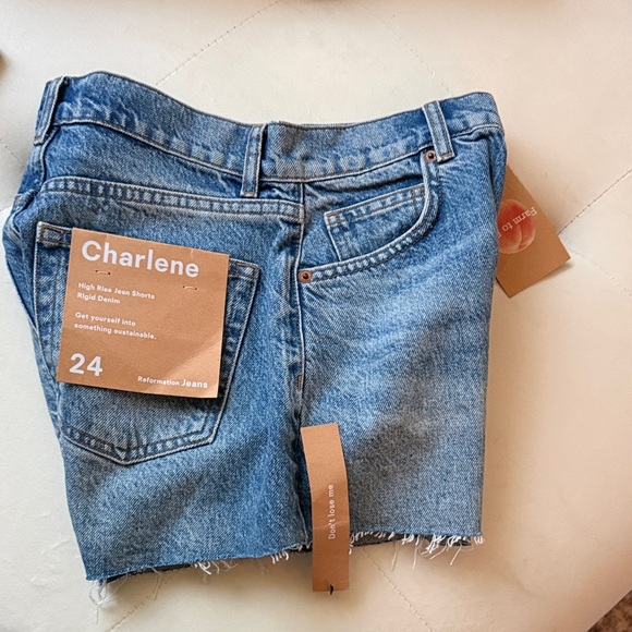 Reformation Women's Blue Denim Shorts size 24 - Picture 8 of 9
